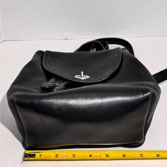 Vintage COACH Daypack Black Leather Drawstring Mini Backpack Bag 9960 USA Y2K - Picture 15 of 16